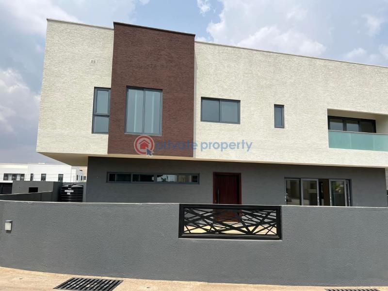 4 bedroom House For Rent East Airport Airport Residential Area Accra - 0