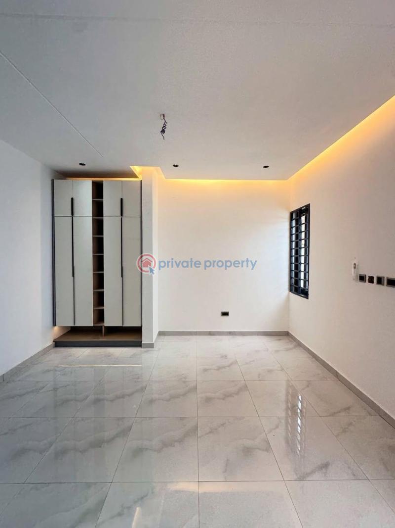 3 bedroom House For Sale Lakeside Estates. Adenta Municipal Accra - 7