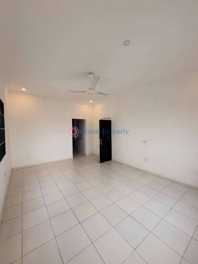 4 bedroom House For Sale Lakeside Community 8 Lakeside Estates. Adenta Municipal Accra - 3
