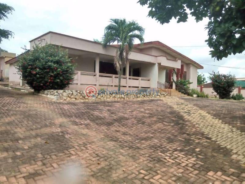 6 bedroom House For Sale Kumasi Odenehu Kwadaso Atwima Mponua Ashanti - 1