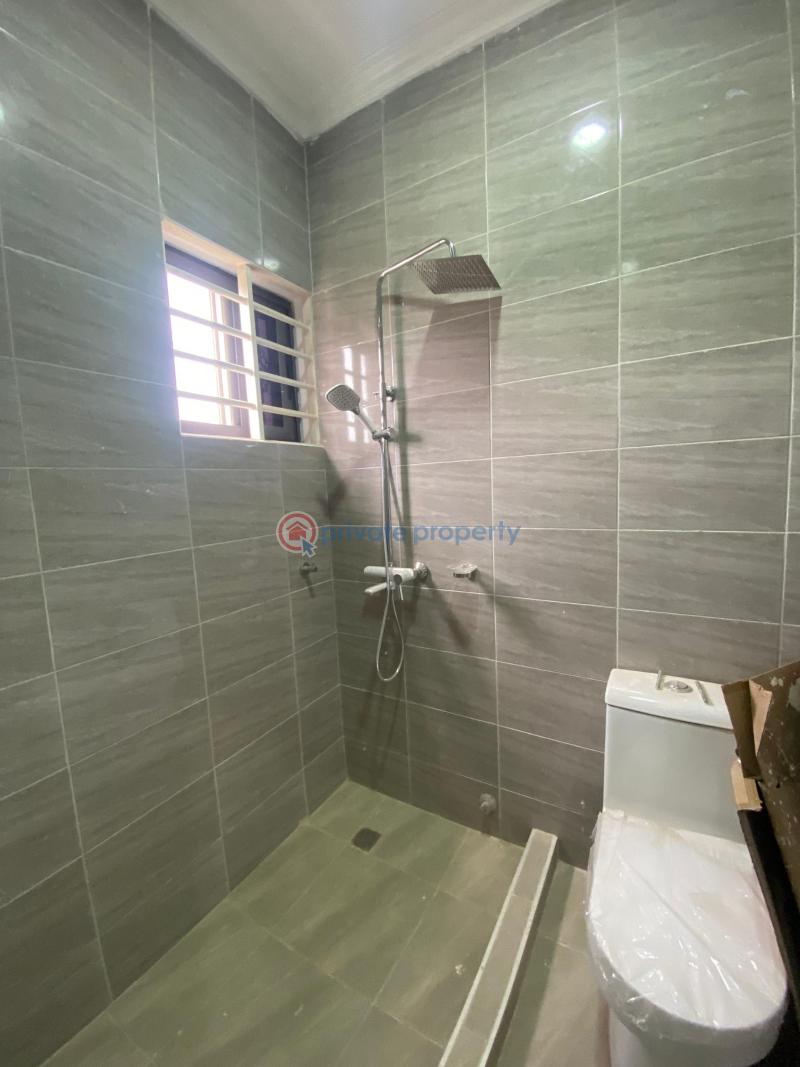 4 bedroom House For Sale Spintex Road Accra - 10