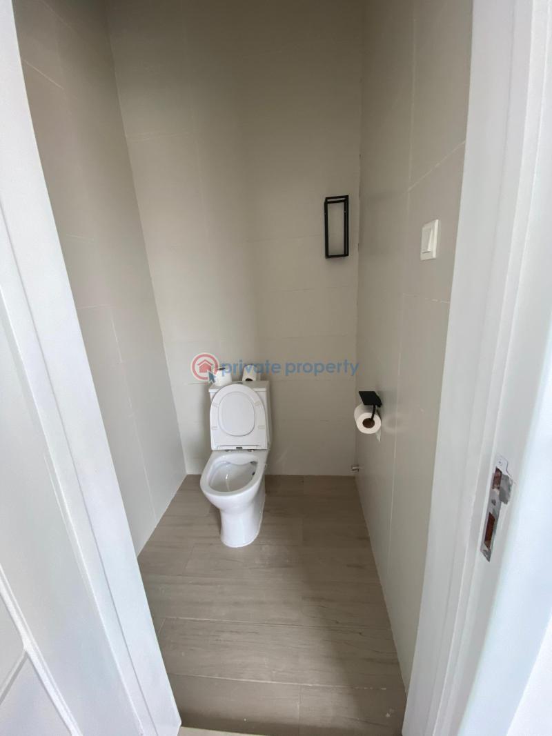 4 bedroom House For Rent Spintex Road Accra - 8