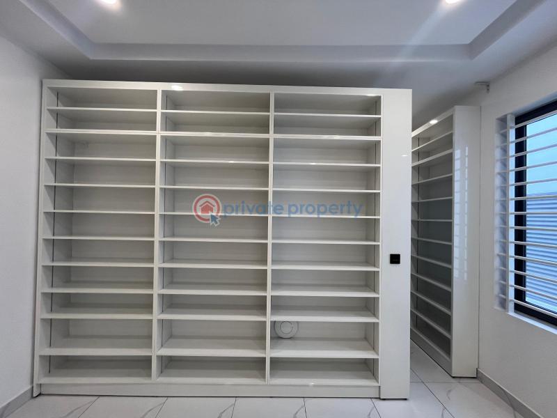 4 bedroom House For Sale Abelemkpe Accra - 8