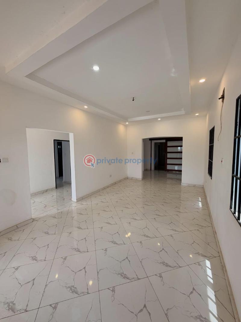 4 bedroom House For Sale Lakeside Community 8 Lakeside Estates. Adenta Municipal Accra - 14