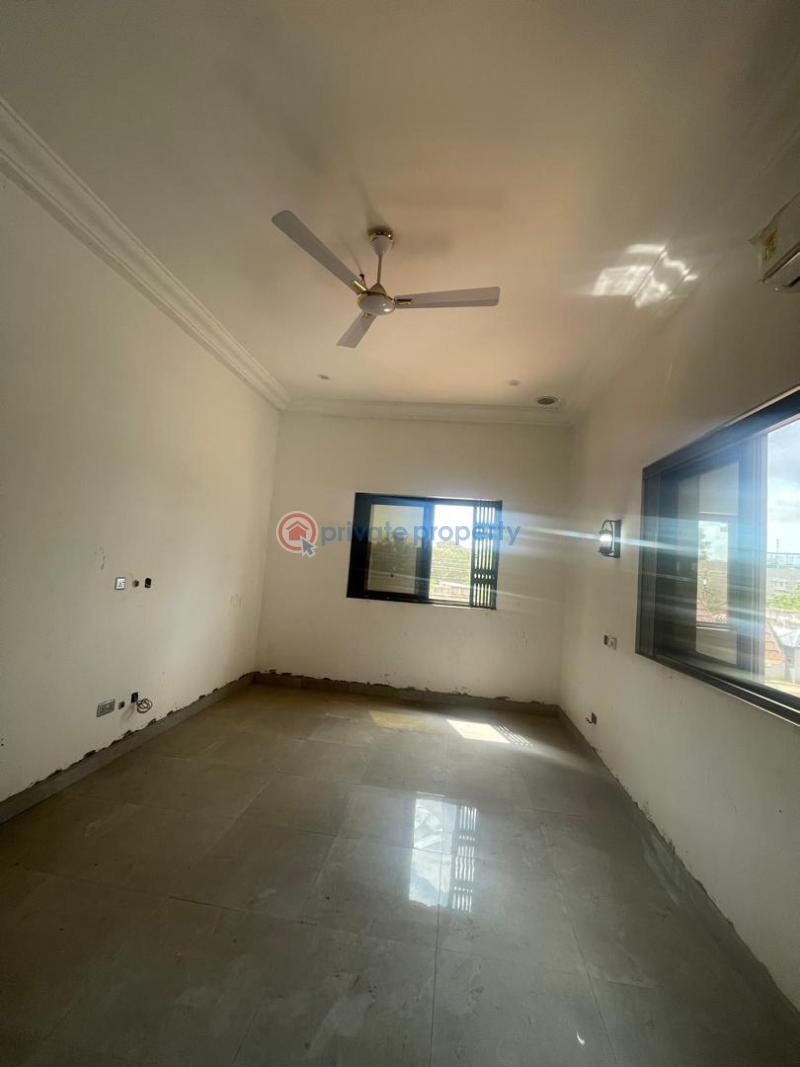 5 bedroom House For Rent Dzowulu Dzorwulu Accra - 3