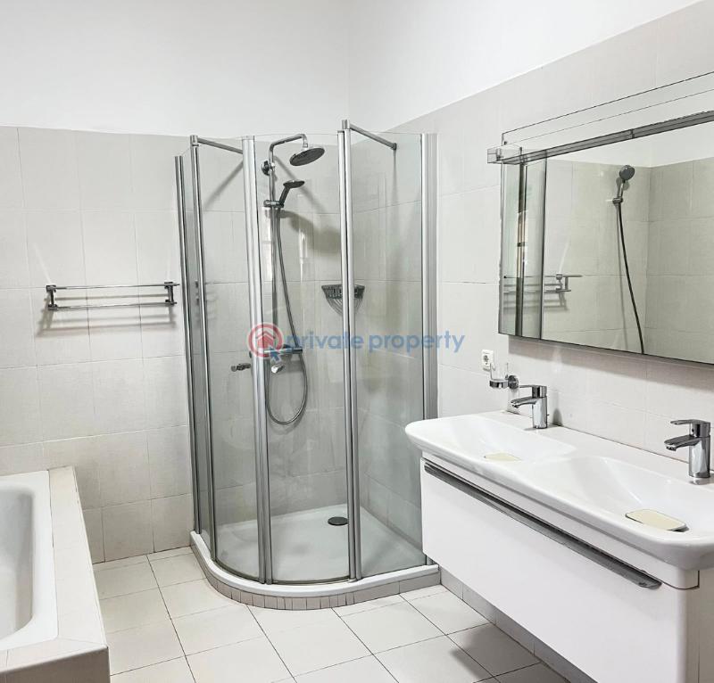 4 bedroom House For Rent Accra Ghana Cantonments  - 7