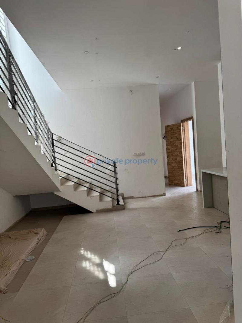 4 bedroom House For Sale Spintex Road Accra - 12