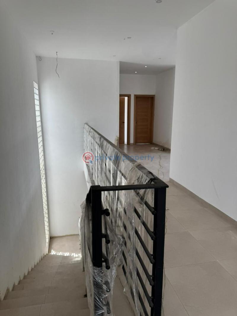 4 bedroom House For Sale Spintex Road Accra - 6