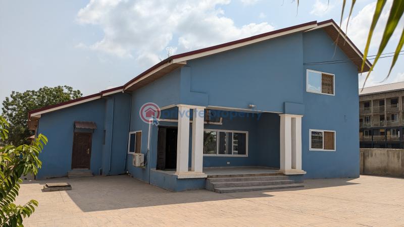 5 bedroom House For Sale Amasaman Stadium Road Amasaman Ga West Municipal Accra - 2