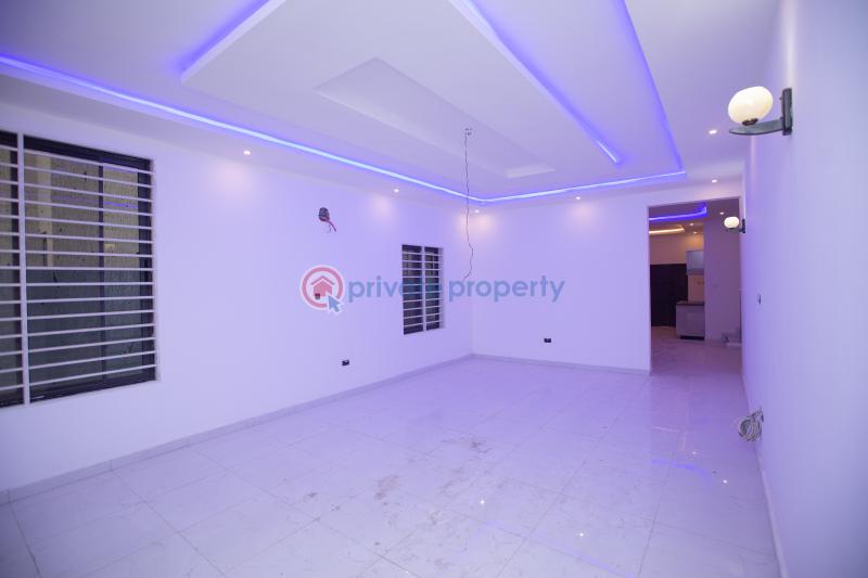 5 bedroom House For Sale Lakeside Estate, Community 8 Lakeside Estates. Adenta Municipal Accra - 2