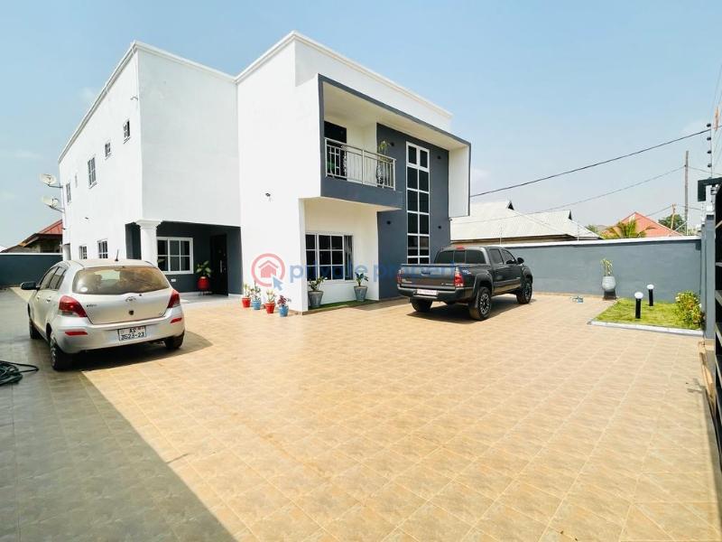 6 bedroom House For Sale Kumasi Metropolitan Ashanti - 2