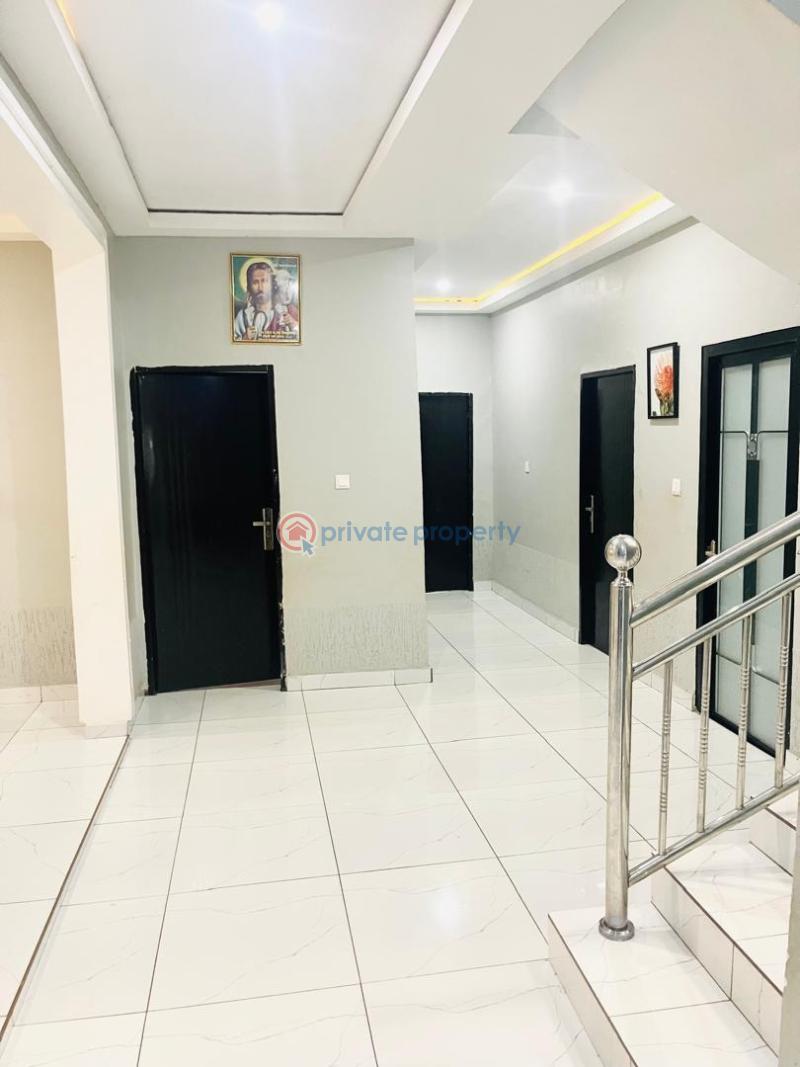 6 bedroom House For Sale Kumasi Metropolitan Ashanti - 4
