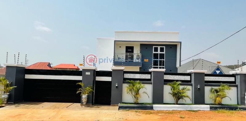 6 bedroom House For Sale Kumasi Metropolitan Ashanti - 7