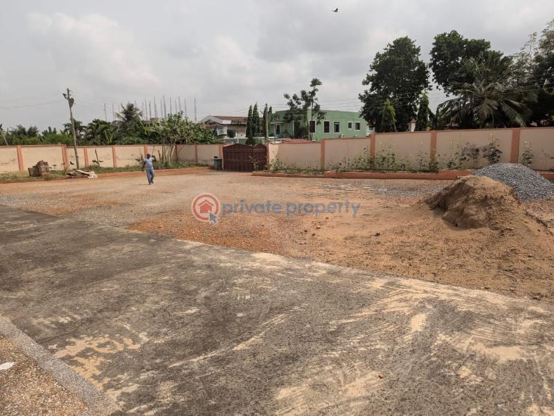 6 bedroom House For Sale North Legon Accra - 8