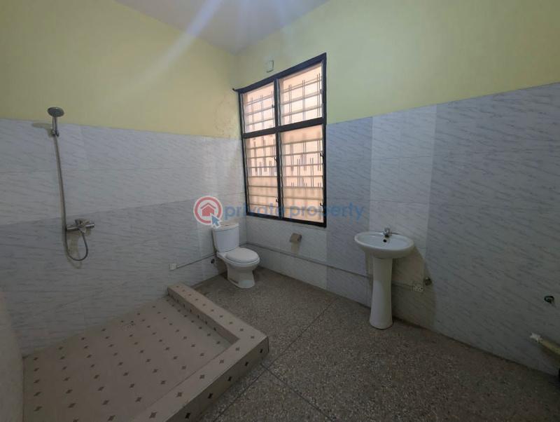 6 bedroom House For Sale North Legon Accra - 7