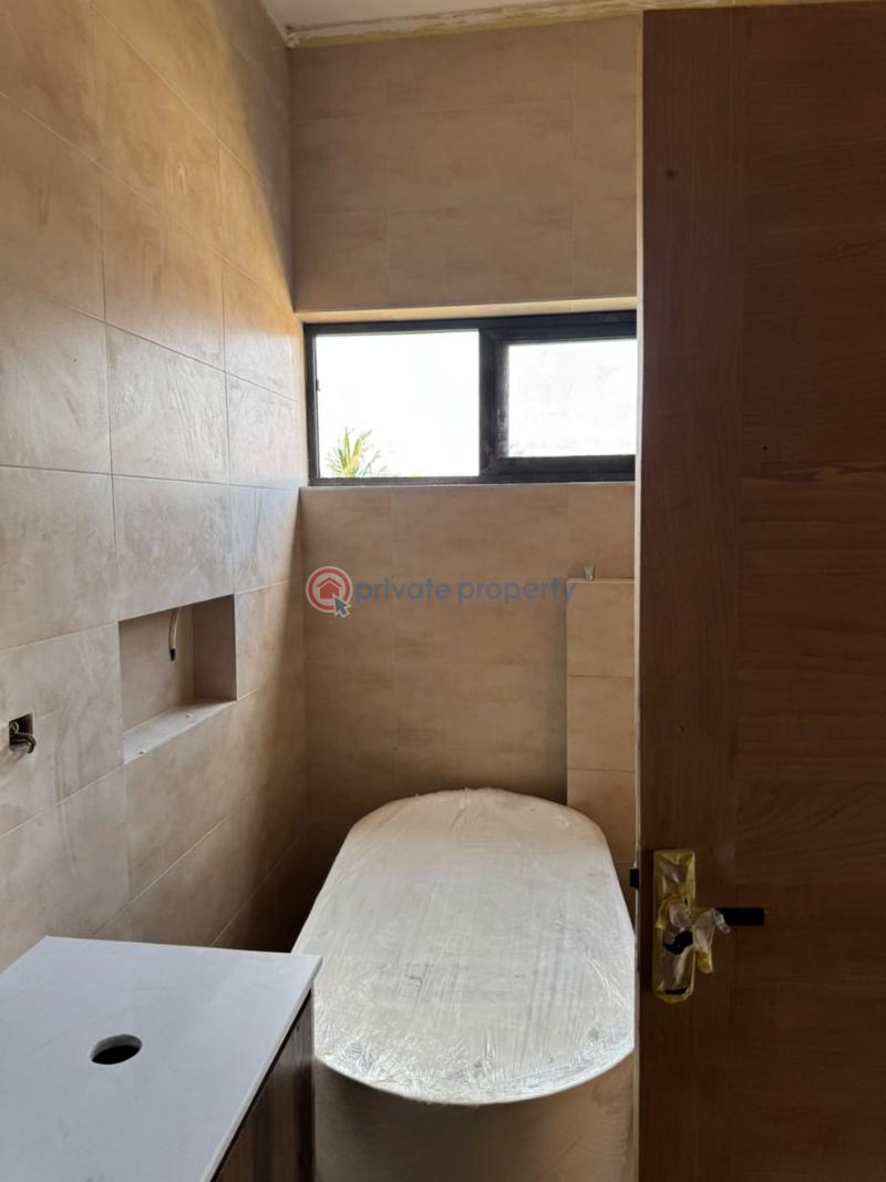 4 bedroom House For Sale Spintex Road Accra - 13