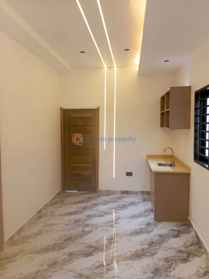 4 bedroom House For Sale Lakeside East Legon Accra - 9