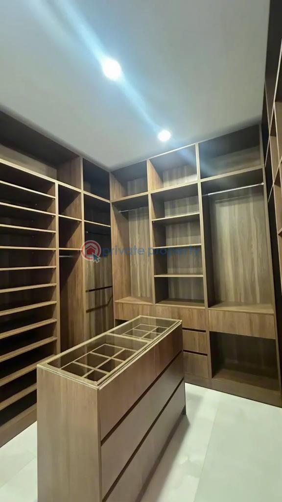 4 bedroom House For Sale Sakumono Urban Lodge Accra Metropolitan  - 6