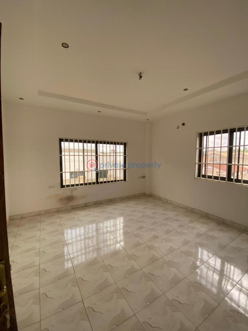 5 bedroom House For Sale Santasi, Kumasi Ghana Santasi. Kumasi Metropolitan Ashanti - 3