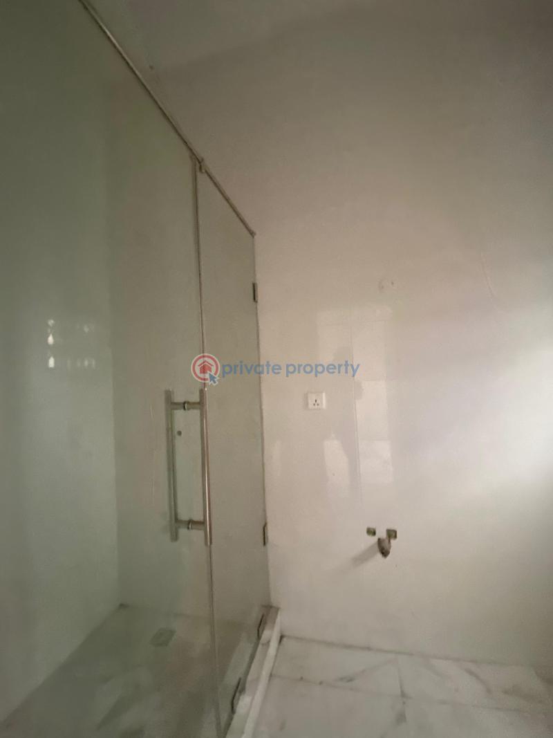4 bedroom House For Sale Spintex Road Accra - 5