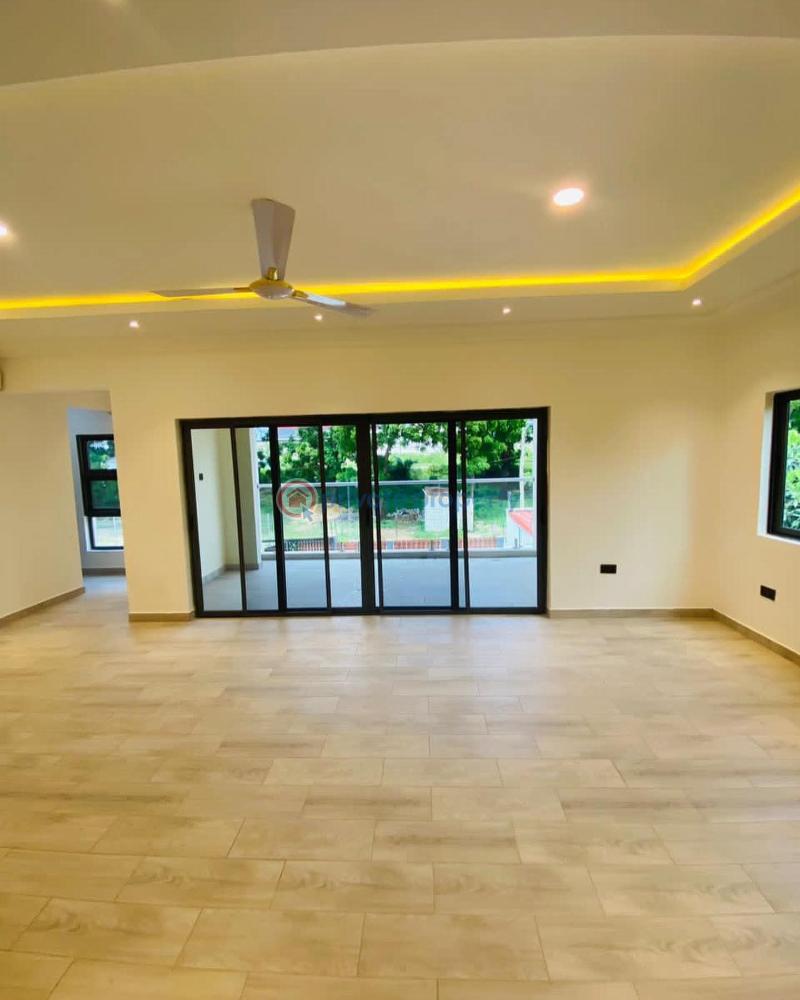 4 bedroom Hostel For Sale East Legon Accra - 6