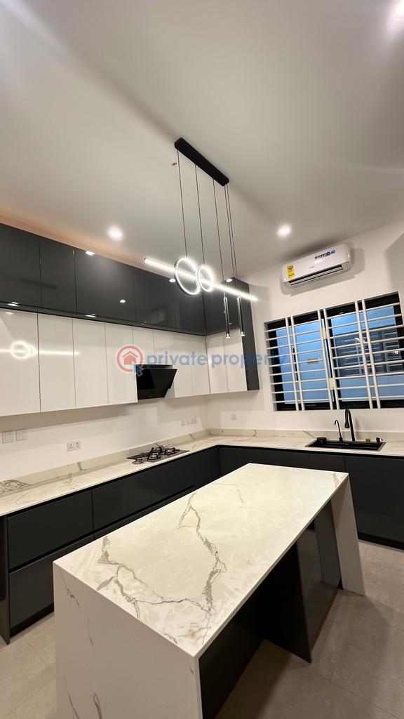 4 bedroom House For Sale Sakumono Urban Lodge Accra Metropolitan  - 10