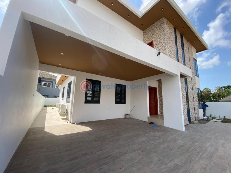 4 bedroom House For Rent Spintex Road Accra - 1