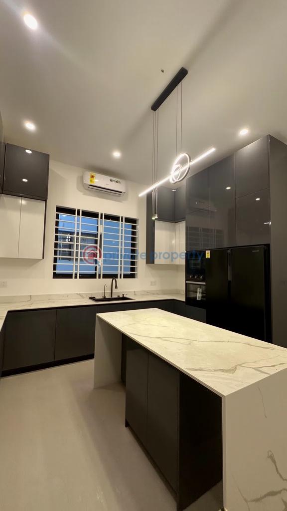 4 bedroom House For Sale Sakumono Urban Lodge Accra Metropolitan  - 9