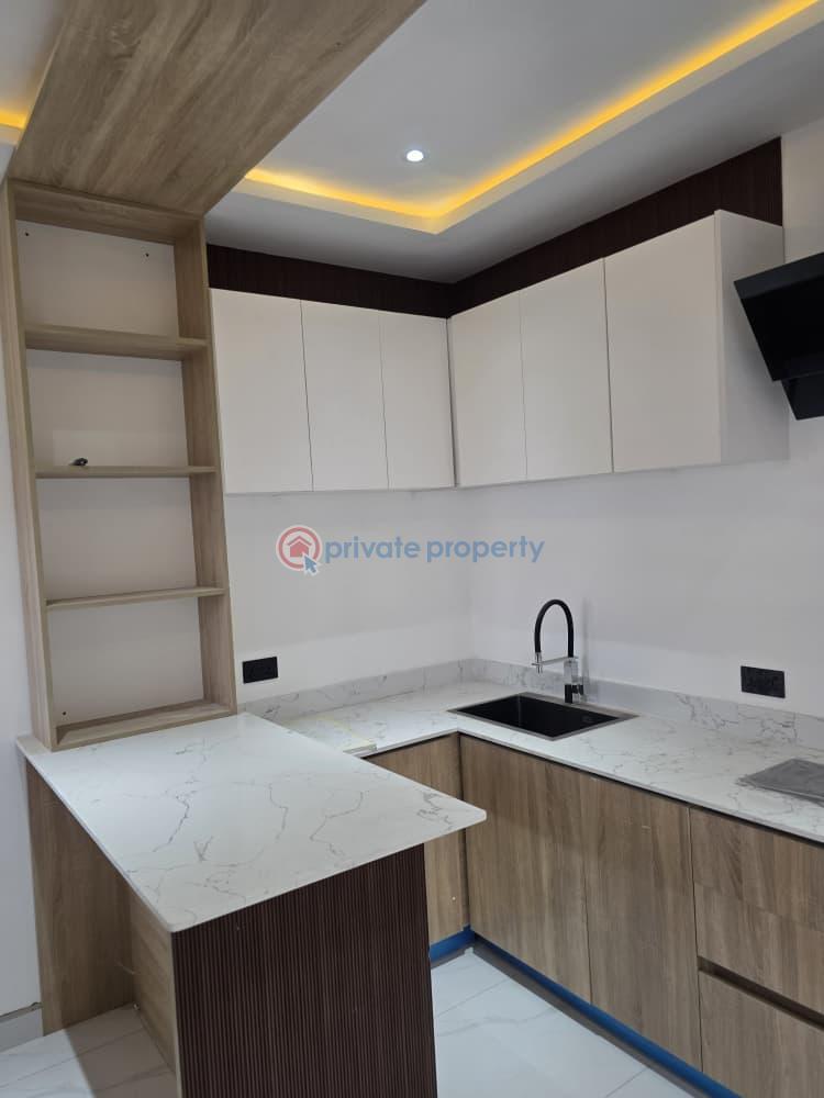 5 bedroom House For Sale Sakumono Urban Lodge Accra Metropolitan  - 8