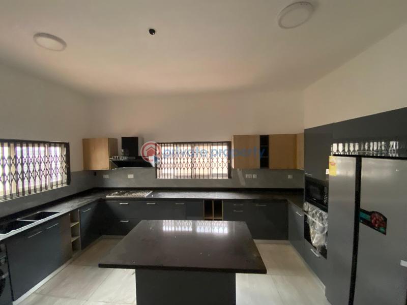 4 bedroom House For Sale Spintex Road Accra - 3