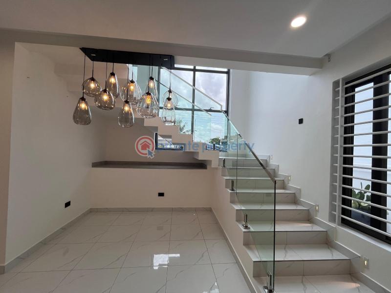 4 bedroom House For Sale Abelemkpe Accra - 7