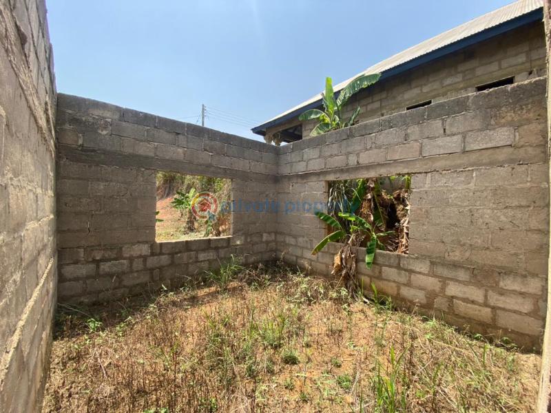 4 bedroom House For Sale Atwima Boko Kumasi Atwima Kwanwoma Ashanti - 1