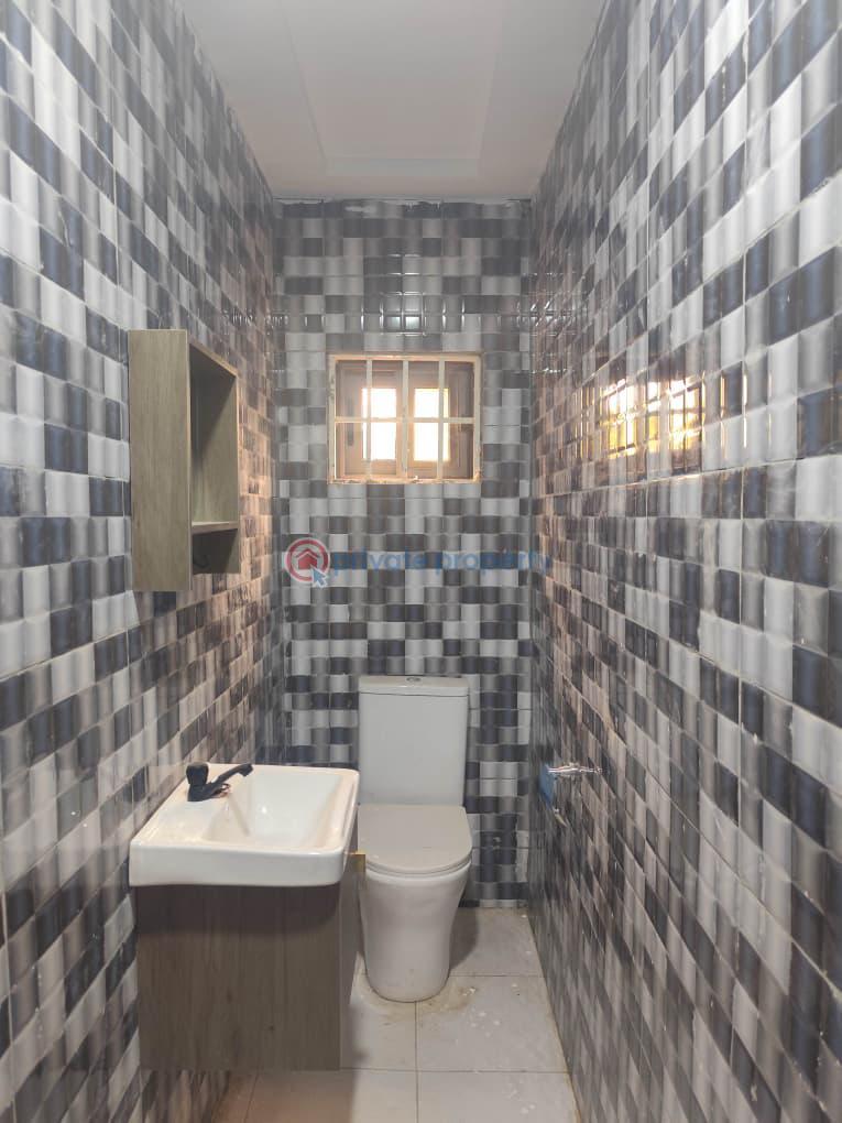 4 bedroom House For Sale Oyarifa Focos Oyarifa La Nkwantanang Madina Municipal Accra - 8