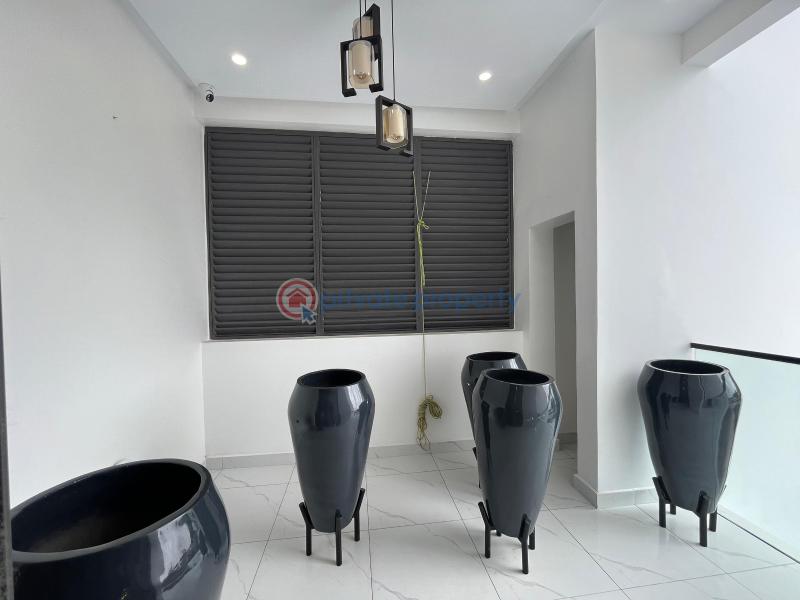 4 bedroom House For Sale Abelemkpe Accra - 3