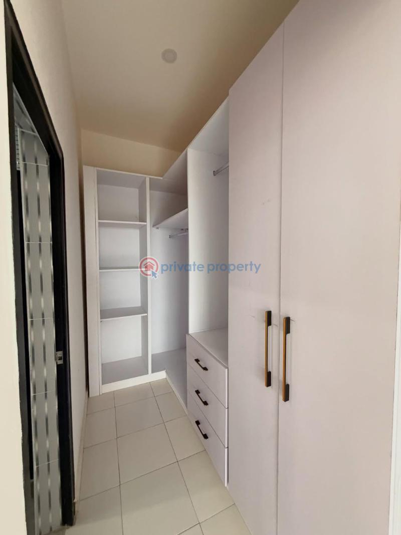 4 bedroom House For Sale Lakeside Community 8 Lakeside Estates. Adenta Municipal Accra - 9