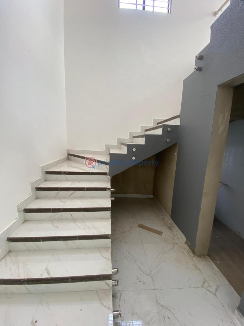 4 bedroom House For Sale Sakumono Spintex Accra - 10