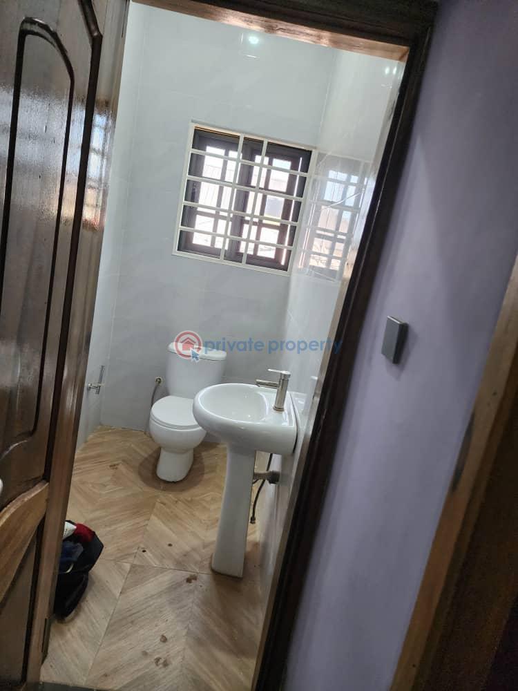 6 bedroom House For Sale Oyarifa La Nkwantanang Madina Municipal Accra - 7