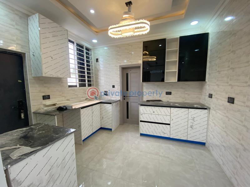 4 bedroom House For Sale Spintex Road Accra - 5