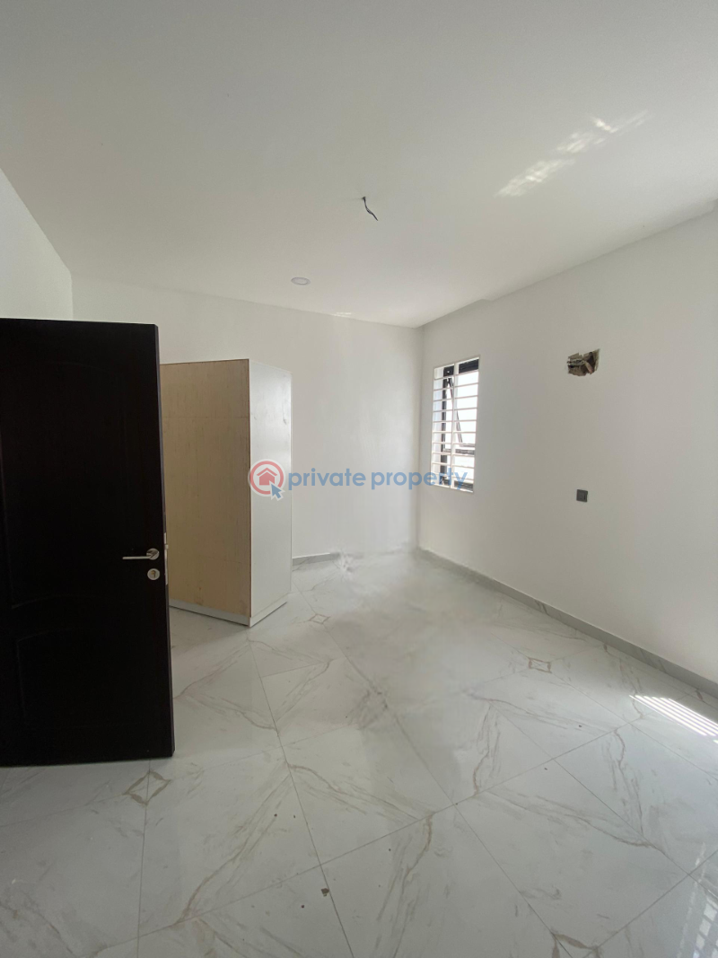 4 bedroom House For Sale Sakumono Spintex Accra - 4
