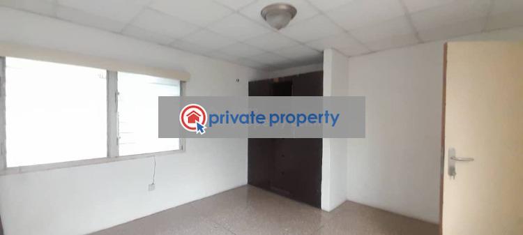 4 bedroom House For Sale Airport Residential Area Accra - 6