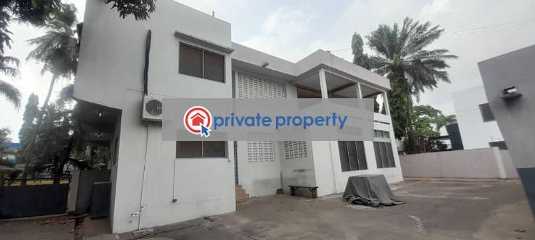 4 bedroom House For Sale Airport Residential Area Accra - 5