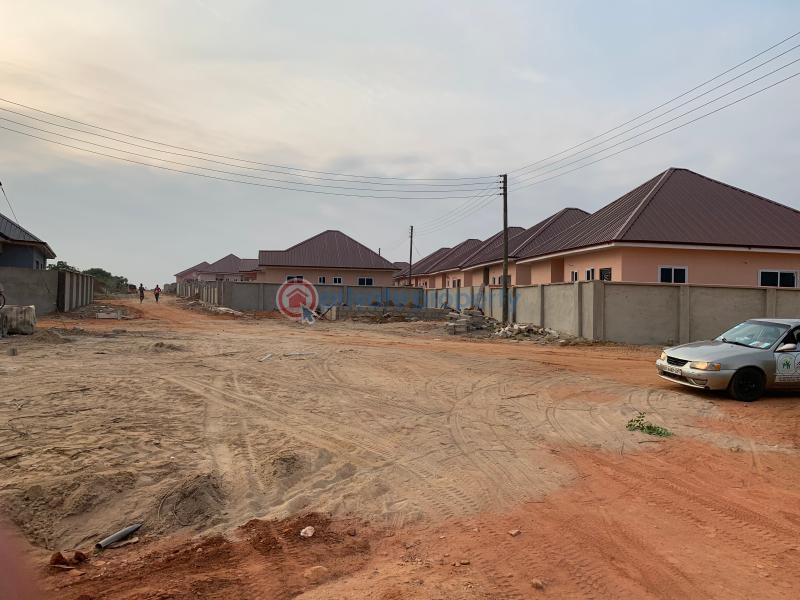 Land For Sale Tema Community 25 Mall Beverly Hills Tema Accra - 0