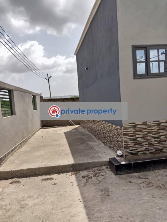 22 bedroom Detached Bungalow For Sale &nbsp;ablekuma Afuaman Accra Metropolitan  - 4