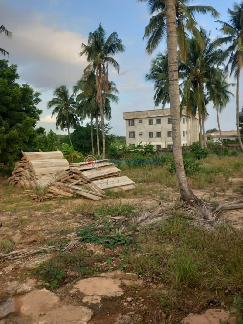 Land For Sale Kumasi Ridge Kumasi Metropolitan Ashanti - 0