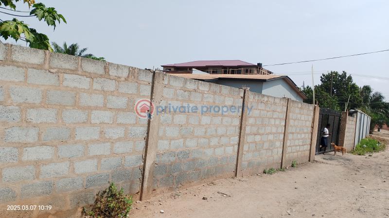 Land For Sale Pokuase Near The Zonal Council. Pokuase (Pokoasi) Ga West Municipal Accra - 4