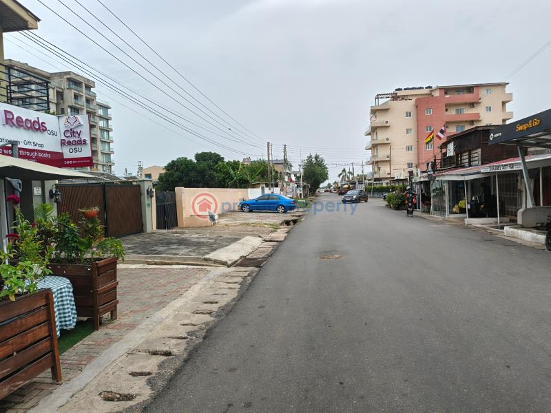 Shop For Rent Osu Road Accra - 1