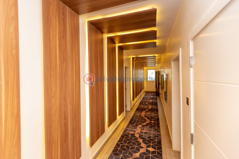 9 bedroom House For Sale Labone Cantonments Accra - 11