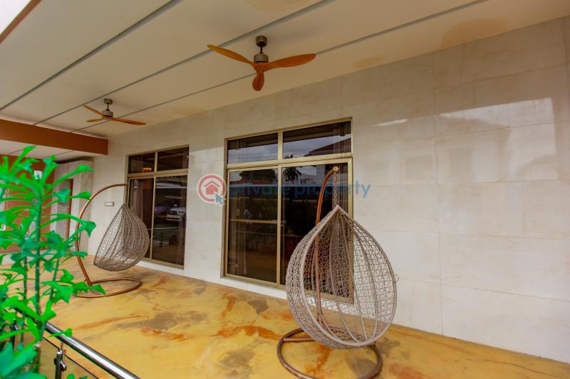 9 bedroom House For Sale Labone Cantonments Accra - 2
