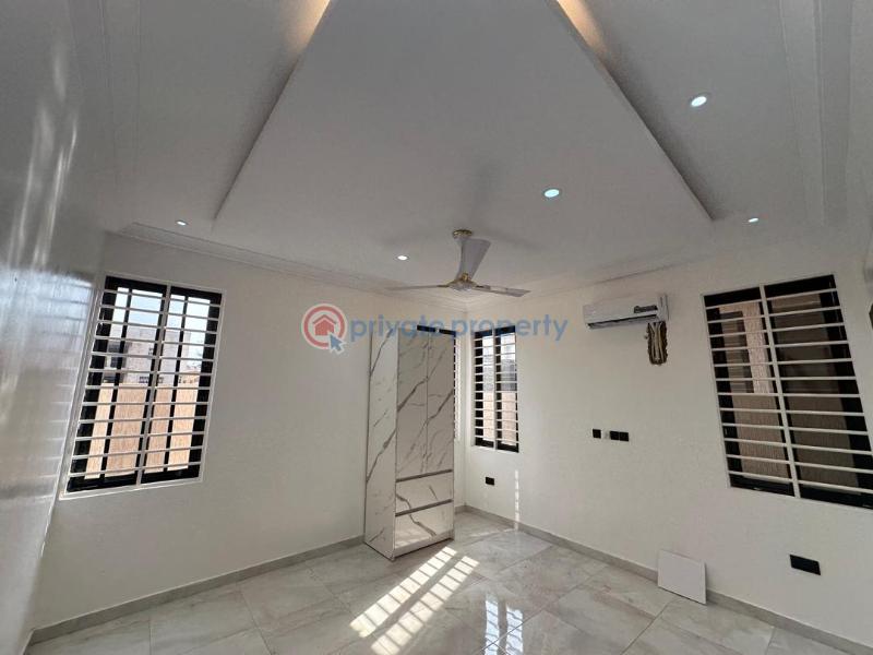 5 bedroom Detached Duplex For Sale Oyarifa Adenta Municipal Accra - 3