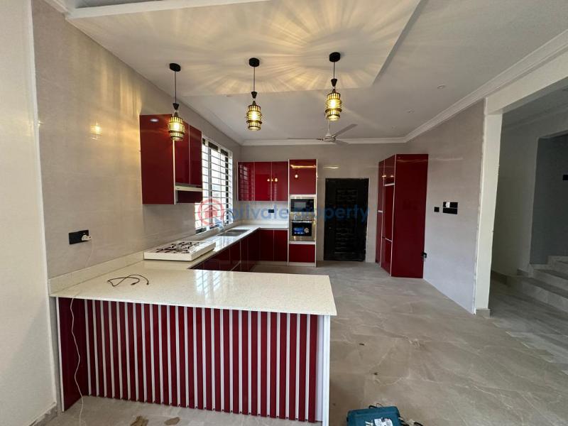 5 bedroom Detached Duplex For Sale Oyarifa Adenta Municipal Accra - 5